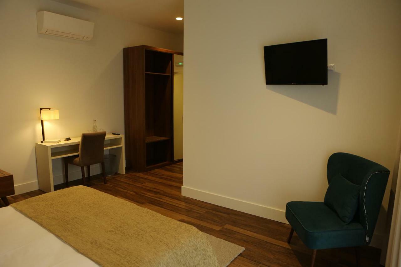 Hotel Solar Do Rebolo โอลีเวราดวสปิตาล ภายนอก รูปภาพ