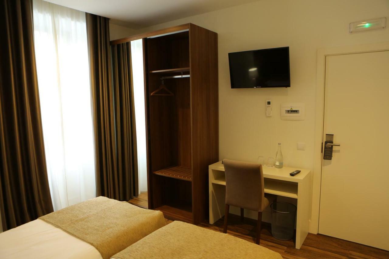 Hotel Solar Do Rebolo โอลีเวราดวสปิตาล ภายนอก รูปภาพ