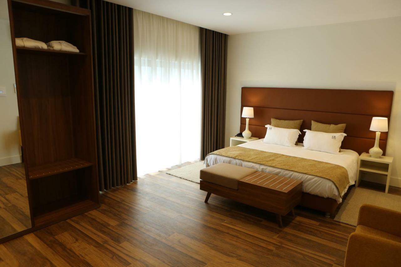Hotel Solar Do Rebolo โอลีเวราดวสปิตาล ภายนอก รูปภาพ