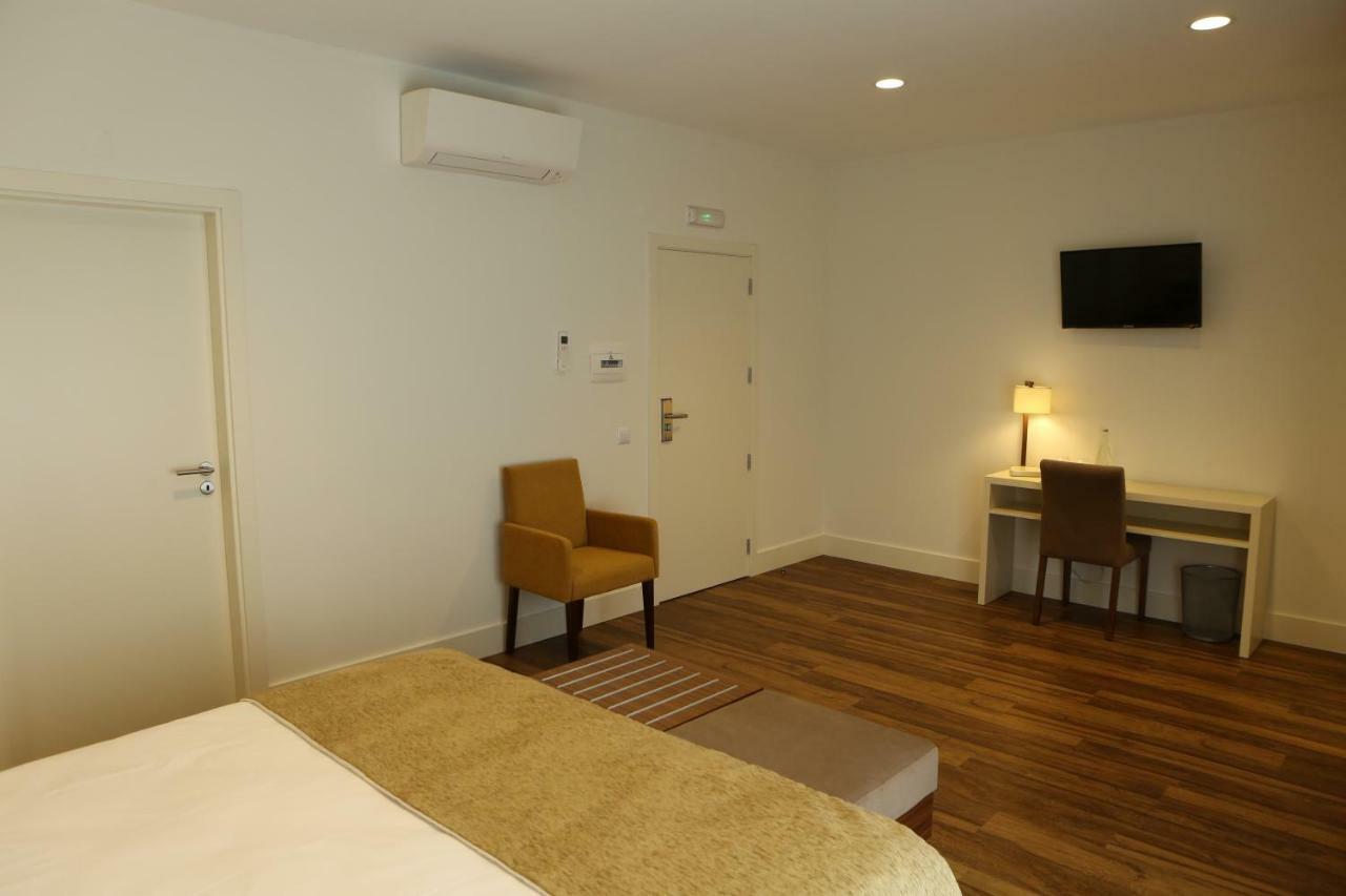 Hotel Solar Do Rebolo โอลีเวราดวสปิตาล ภายนอก รูปภาพ